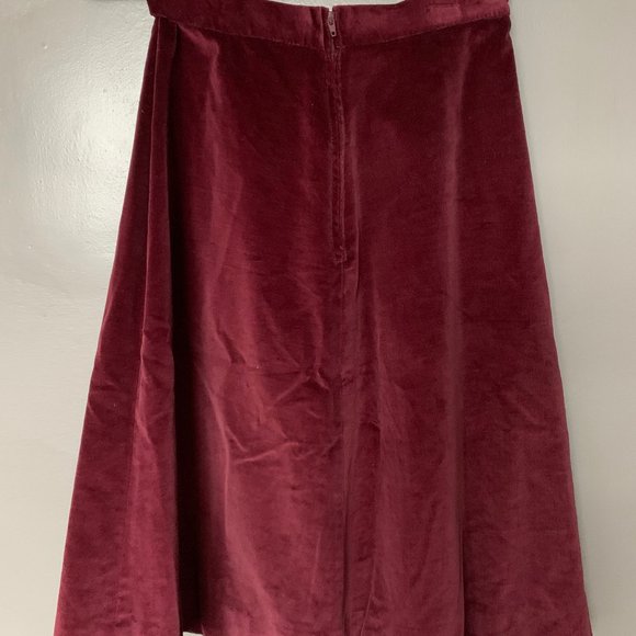 Vintage Suede Burgundy Blazer & Skirt Set! - Picture 2 of 9